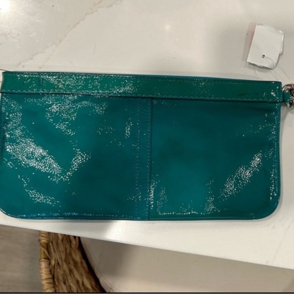 Coach Clutch - Picture 4 of 5